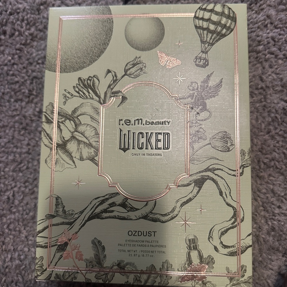 r.e.m. beauty Wicked Eyeshadow Palette